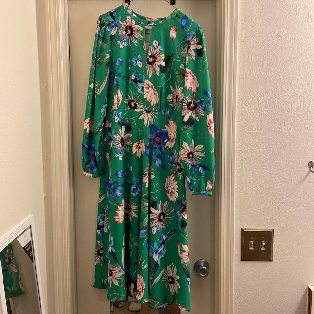 Floral green dress